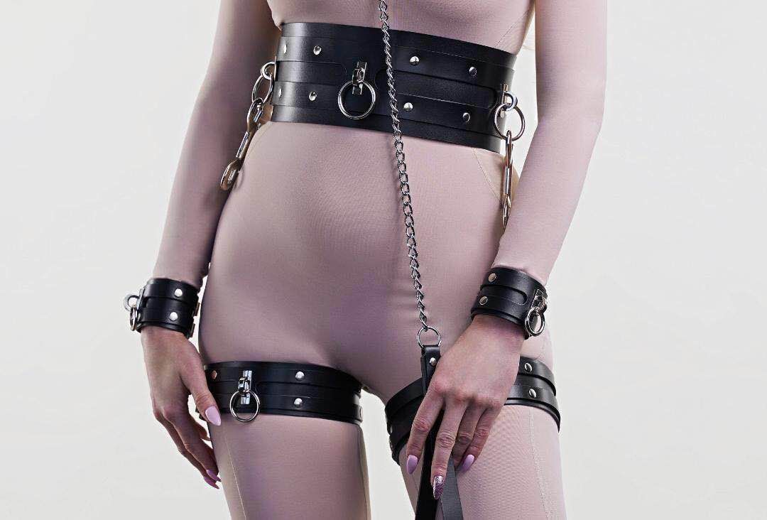 Unisex Leather Waist Belt Set