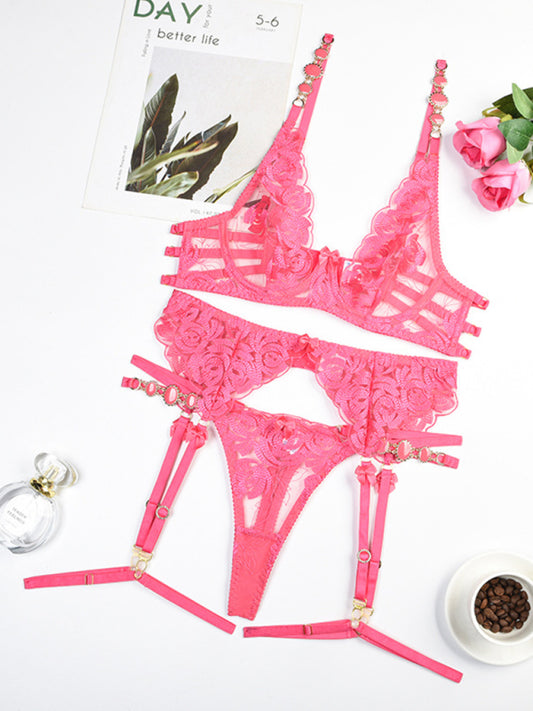 Vintage Vibes – Embroidered Retro Push-Up Bra and Underwear Set